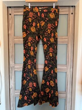 Women's Black Floral Wide Leg Jeans